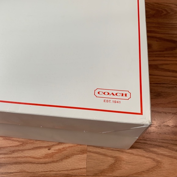 Coach Light Khaki Zip Satchel - Picture 10 of 11